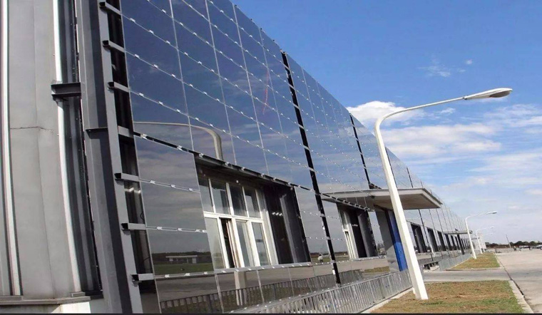 光伏玻璃優(yōu)缺點(diǎn)，光伏玻璃和硅片的區(qū)別