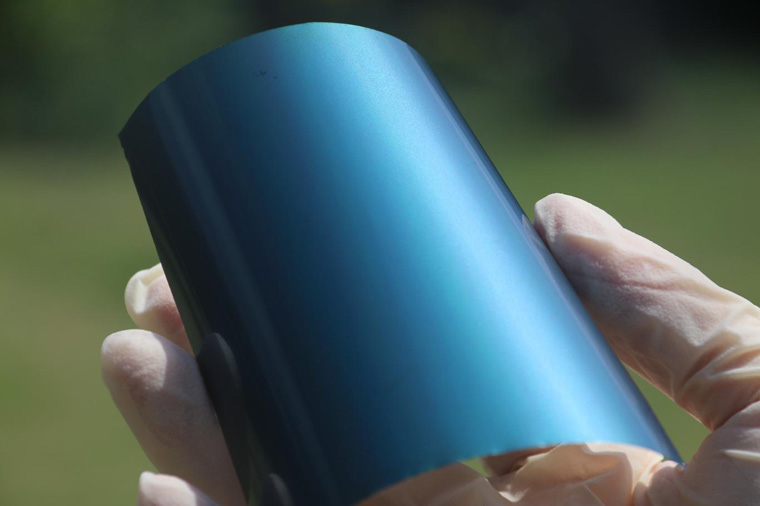 薄膜太陽(yáng)能電池的優(yōu)缺點(diǎn)，是否有污染