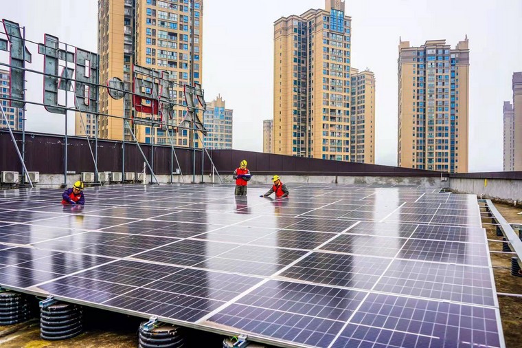 光伏發(fā)電晚上都顯示正常是有故障嗎？夜晚是怎么解決用電問題？