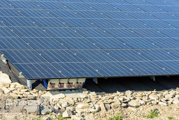 氣候環(huán)境對光伏組件性能影響？