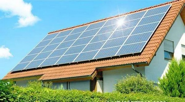 與傳統(tǒng)的太陽(yáng)能發(fā)電系統(tǒng)相比，BIPV 有哪些優(yōu)勢(shì)